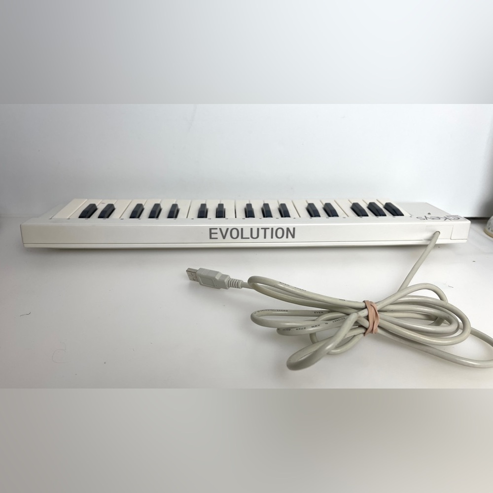 Evolution Ekeys 37-37 Note Mini Keys Midi Controller Keyboard - Picture 11 of 12